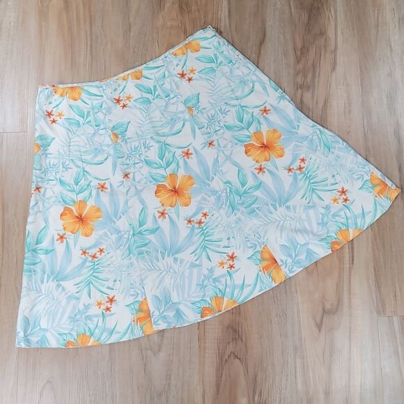 🔺️Hula Doll White & Teal Floral Print Silk Skirt Large - Picture 1 of 9